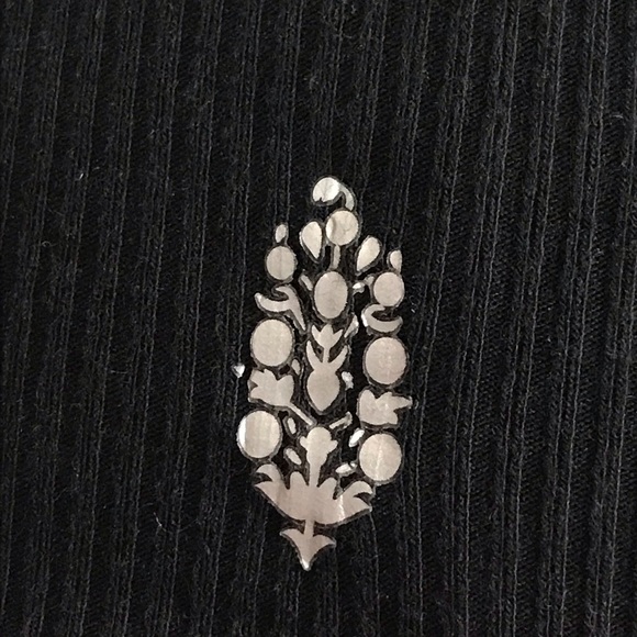 Free People Movement Size Medium Black Headstart Key Hole Cutout Racerback Tank - Picture 8 of 11